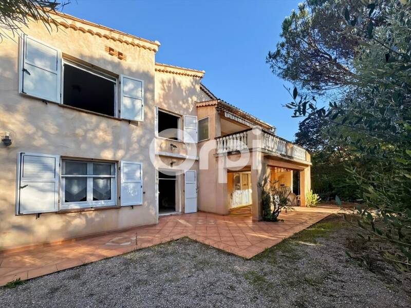 Maison à vendre, 148m², LA CROIX VALMER