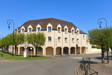 Appartement à vendre 109 900 € 1 pièce 27 m² Étage 2/3 Pontcarre 77135