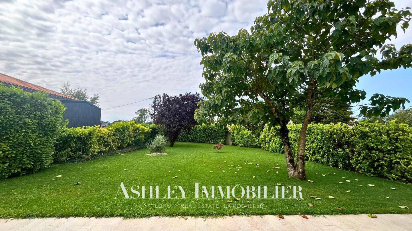 Maison à vendre, 138m², SAINT SAUVEUR D'AUNIS
