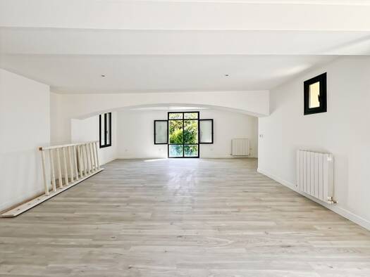 Maison à vendre 430 000 € 5 pièces 4 chambres 200 m² Bas du Domaine de la Vallée Mantes-la-Ville 78711