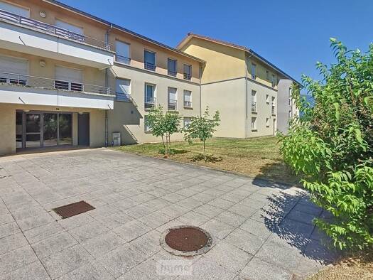 Appartement à vendre 260 000 € 2 pièces 1 chambre 52,6 m² Dernier étage, Étage 2/2 Versonnex 01210