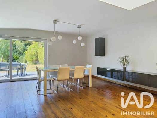 Maison de ville à vendre 260 000 € 5 pièces 3 chambres 123 m² 418 m² de terrain Haute Loge-Tissage-Chapelle Vandamme-Rocher Hazebrouck 59190