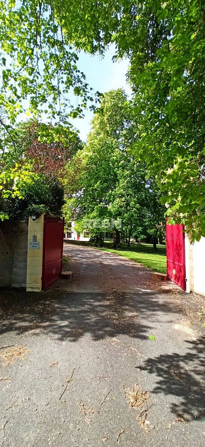 Maison à vendre, 216m², BOURGES