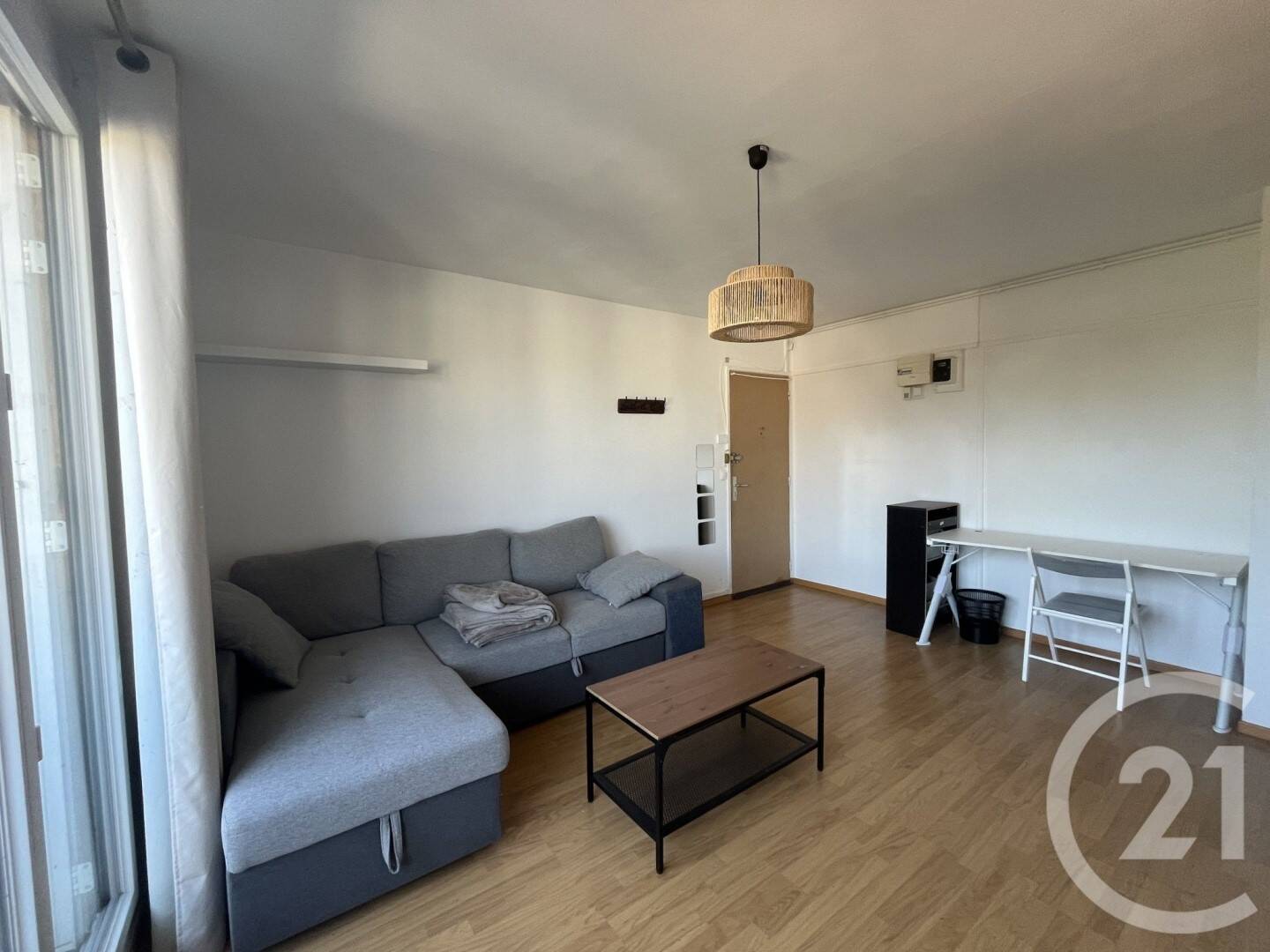 Maison à louer, 27m², SAINT MAUR DES FOSSES