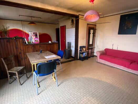 Maison à vendre 39 800 € 5 pièces 3 chambres 85 m² 17 m² de terrain Laval-Roquecezière 12380