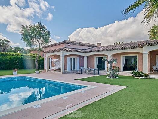 Maison à vendre 1 350 000 € 6 pièces 4 chambres 143 m² 1 231 m² de terrain Saint-Raphaël 83700