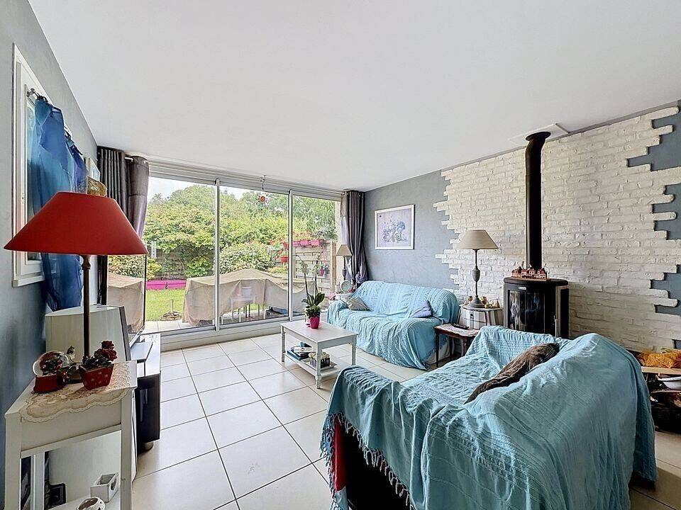 Maison à vendre, 118m², VOISINS LE BRETONNEUX