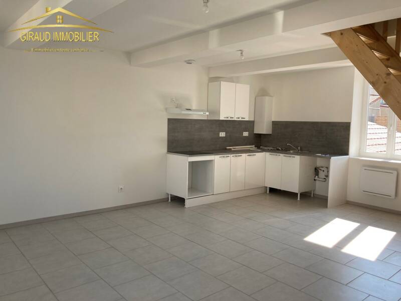 Maison à louer, 62m², POUILLY SOUS CHARLIEU