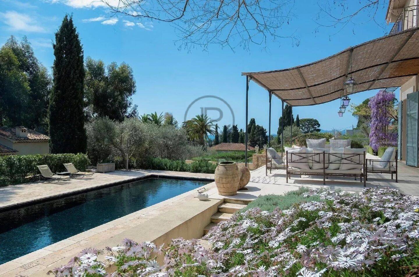 Maison à vendre, 600m², ANTIBES