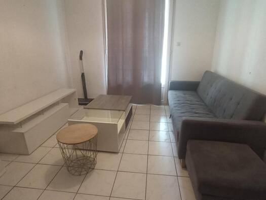 Appartement à louer 500 € 2 pièces 1 chambre 31,1 m² RDC Moulin à Vent-Vertefeuille Perpignan 66100
