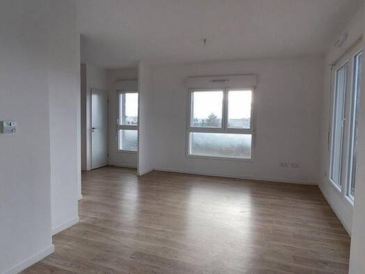 Appartement à louer 750 € 3 pièces 60,4 m² Étage 3/3 Centre Wittenheim 68270