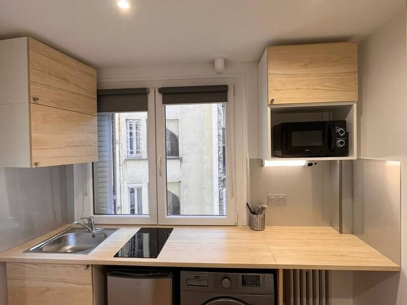 Maison à louer, 10m², PARIS 16E