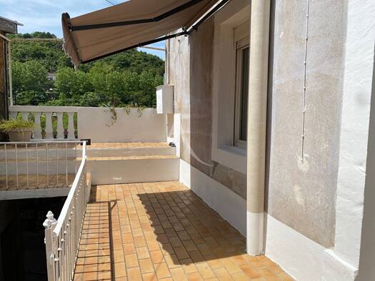 Appartement à louer 520 € 2 pièces 1 chambre 36 m² Étage 1/2 Rive Droite Bedarieux 34600