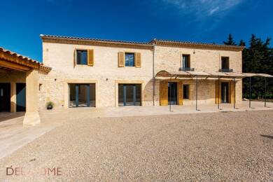 Ferme à louer 2 080 € 4 pièces 3 chambres 209 m² Sernhac 30210