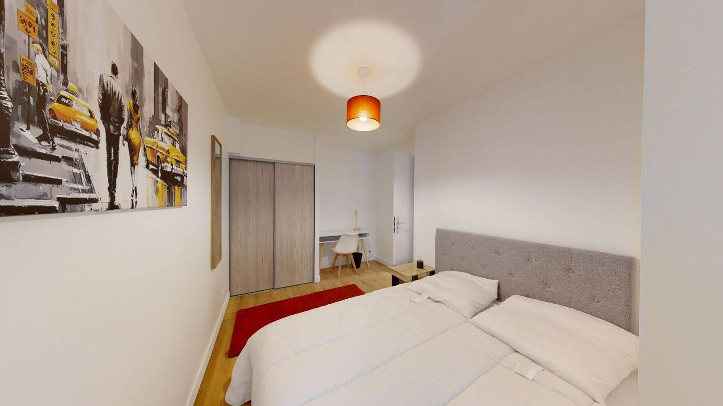 Maison 15 pièces — 10