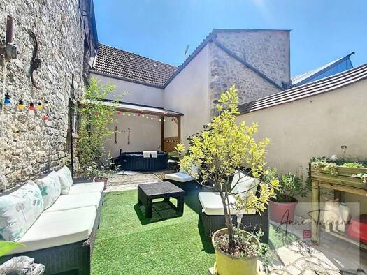 Maison à vendre 260 000 € 7 pièces 4 chambres 245 m² 233 m² de terrain Saint Pierre Étampes 91150