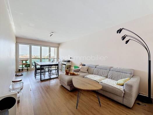 Appartement à vendre 129 500 € 3 pièces 2 chambres 71 m² Étage 7/7 Le Havre 76600