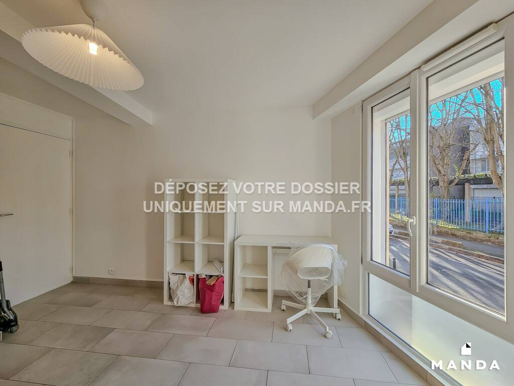 Maison à louer, 19m², IVRY SUR SEINE