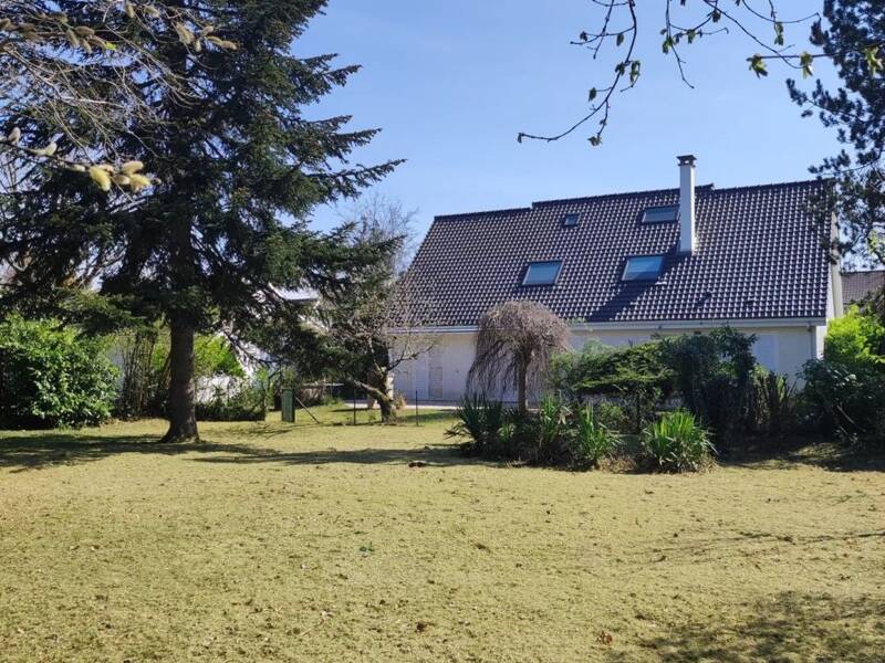 Maison à vendre, 186m², VOISINS LE BRETONNEUX