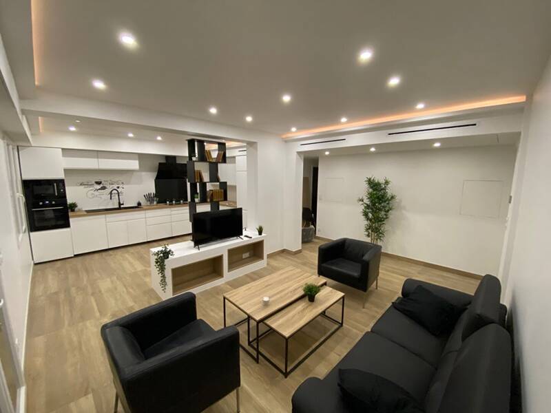 Maison à louer, 77m², NICE