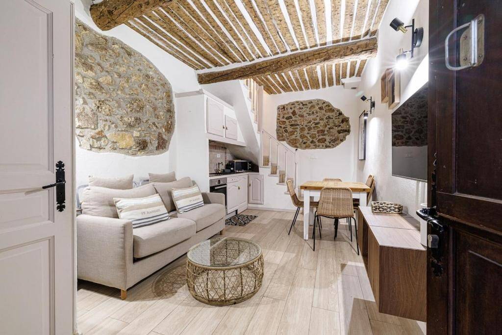 Maison à louer, 65m², CANNES