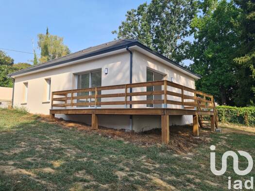 Maison de plain-pied à vendre 241 000 € 4 pièces 3 chambres 85 m² 671 m² de terrain Garlin 64330