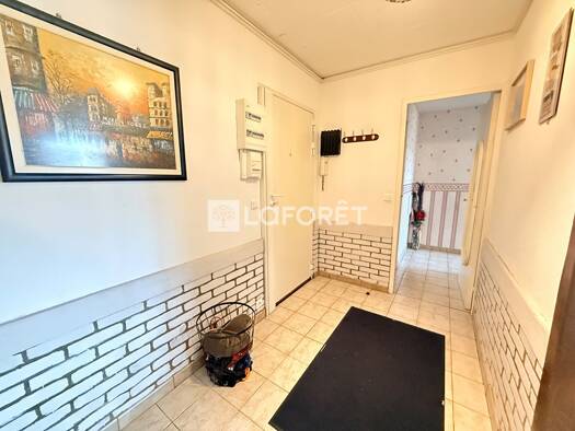 Appartement à vendre 140 000 € 4 pièces 3 chambres 80 m² Étage 3/8 Route de Verneuil Les Mureaux 78130