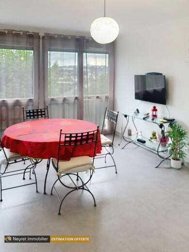 Appartement à vendre 99 500 € 4 pièces 3 chambres 85 m² Étage 2/4 Villars 42390