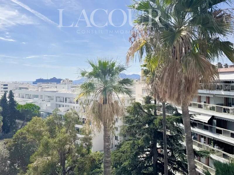 Maison à louer, 33m², CANNES