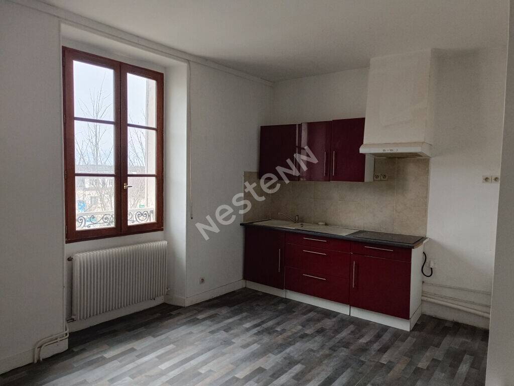Maison à louer, 30m², EPERNON