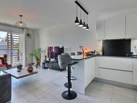 Appartement à vendre 430 000 € 3 pièces 2 chambres 75 m² Étage 2/3 Aubarede-Campelieres Mougins 06250