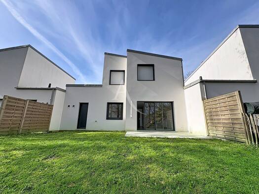 Maison à louer 1 499 € 4 pièces 3 chambres 94 m² Le Housseau Carquefou 44470