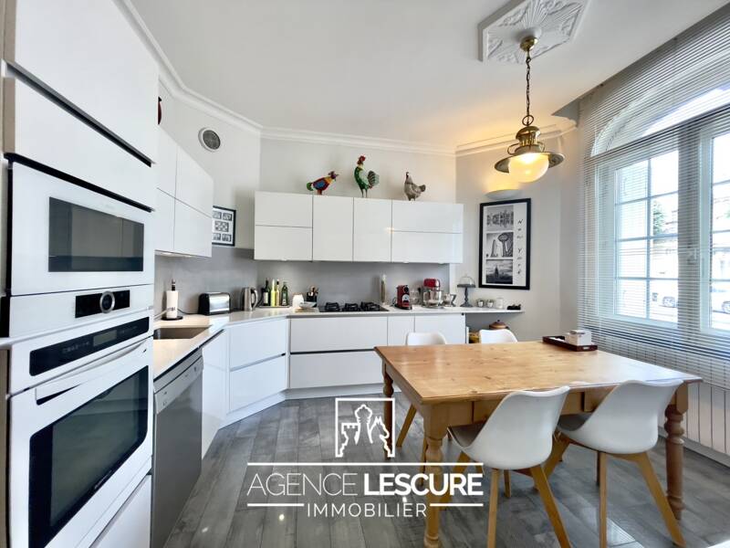 Maison à vendre, 186m², BORDEAUX