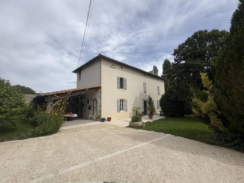 Maison à vendre, 192m², VILLEFAGNAN