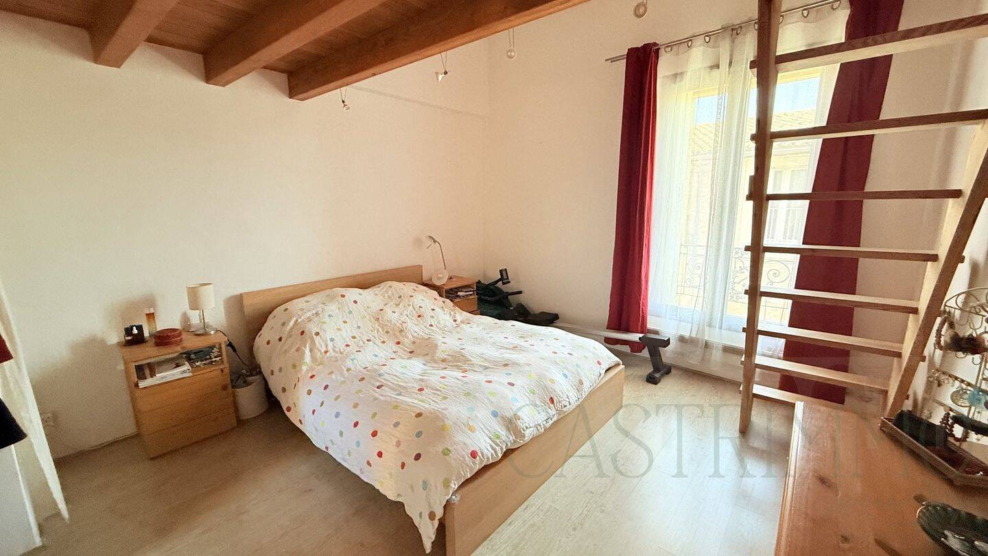 Maison à vendre, 158m², RESTINCLIERES