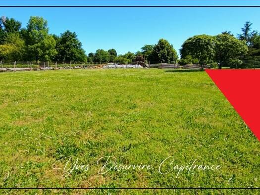 Terrain constructible viabilisé à vendre 30 000 € 777 m² de terrain Lafitte-sur-Lot 47320