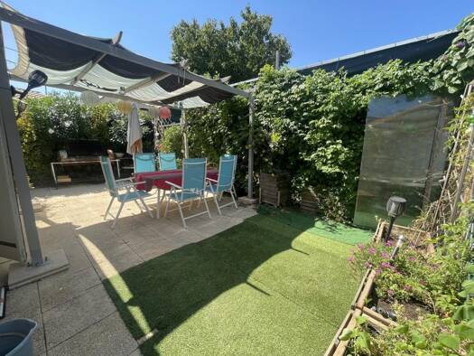 Maison en viager - Première occupation occupé Bouquet 124 000 € 3 pièces 2 chambres 86 m² 309 m² de terrain Servian 34290