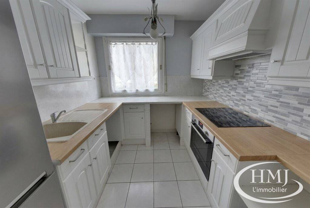 Maison à vendre, 61m², LE COUDRAY MONTCEAUX