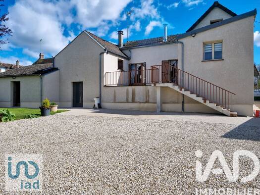 Maison à vendre 261 000 € 5 pièces 3 chambres 202,32 m² 6 428 m² de terrain Zone Industrielle Migennes 89400