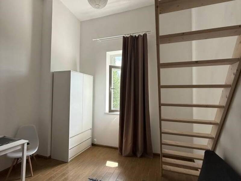 Maison à louer, 24m², PARIS 16E