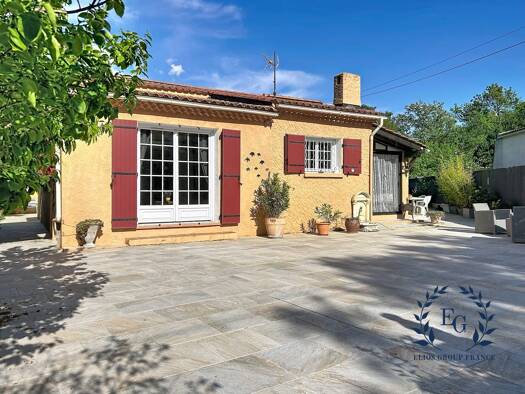 Villa à vendre 349 000 € 5 pièces 2 chambres 110 m² 530 m² de terrain Forcalqueiret 83136