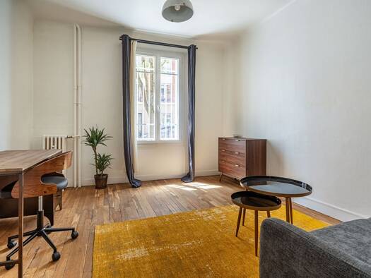 Appartement à vendre 262 000 € 1 pièce 28,26 m² RDC/5 Belleville-Saint Maur Paris 11ème arrondissement 75011