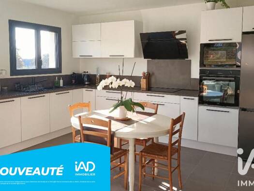 Maison de plain-pied à vendre 260 000 € 4 pièces 3 chambres 85,9 m² 487 m² de terrain Plaine-Haute 22800