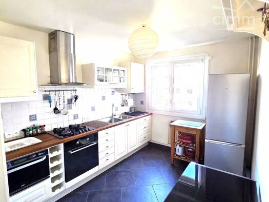 Appartement à vendre 94 000 € 2 pièces 1 chambre 55,58 m² Étage 1/4 Clos Au Duc Évreux 27000