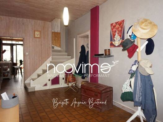 Maison à vendre 146 300 € 7 pièces 4 chambres 153 m² 196 m² de terrain Saint-Laurent-sur-Sèvre 85290