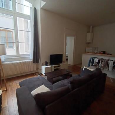 Appartement à louer 860 € 2 pièces 1 chambre 60 m² Étage 1/5 Terreaux Lyon 1er 69001