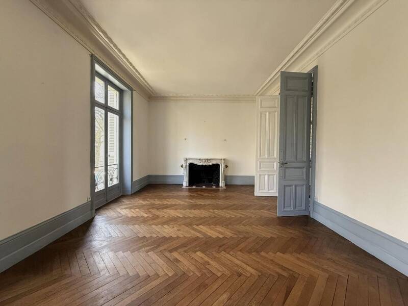 Maison à louer, 316m², ANGERS