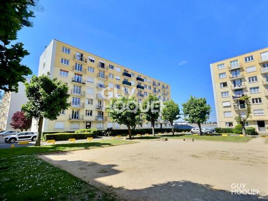 Appartement à vendre 77 900 € 3 pièces 2 chambres 56,8 m² RDC/6 Bâtes-Sainte Ève Dreux 28100