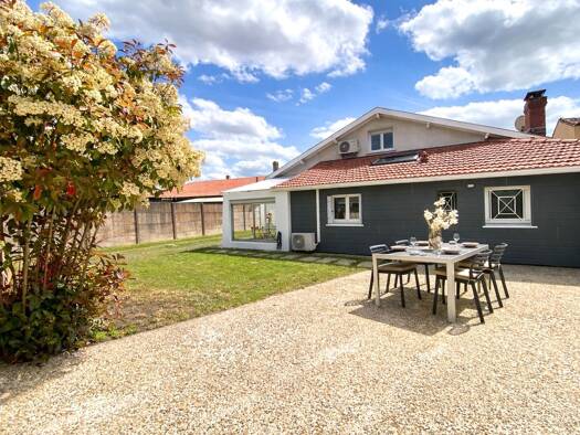 Maison à vendre 297 000 € 3 pièces 2 chambres 58 m² 660 m² de terrain Diffus Biganos 33380
