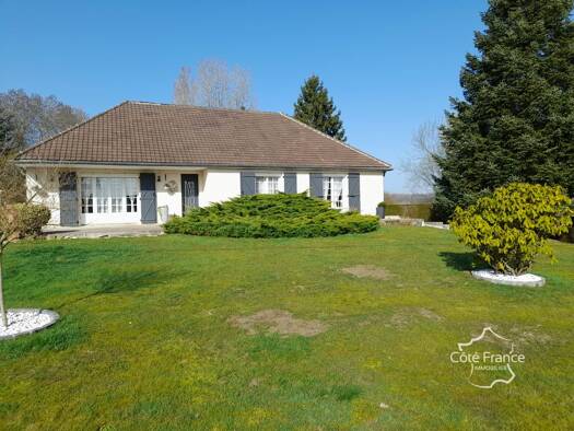 Maison de plain-pied à vendre 271 000 € 4 pièces 3 chambres 117 m² 4 596 m² de terrain Neuve-Maison 02500